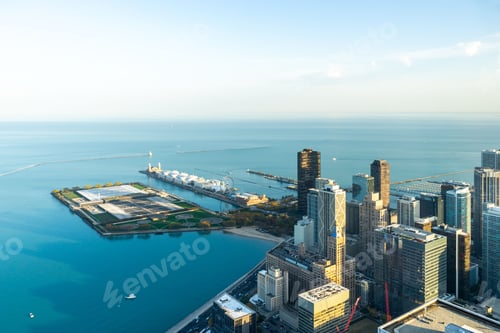 Preview: Navy Pier in Chicago, United States.