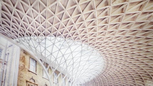 Preview: Ornate Architectural Design with Geometric Patterned Ceiling