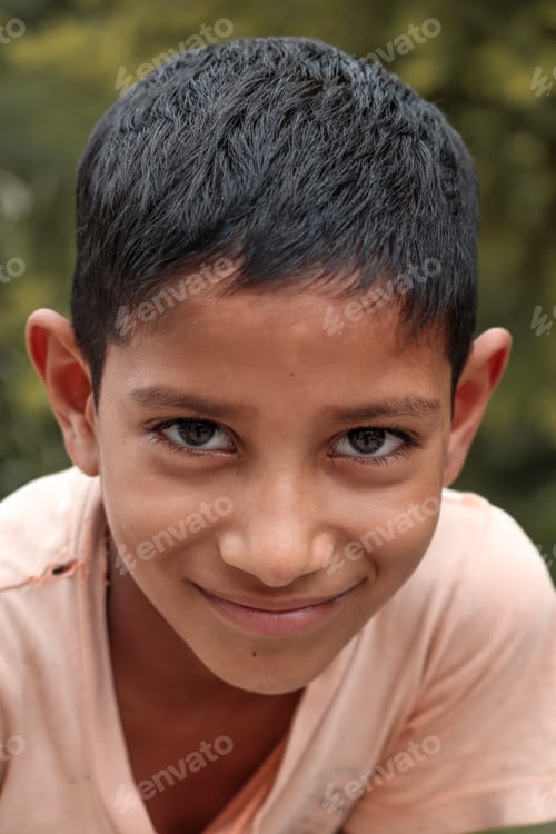 Preview: Smile face , innocent kid
