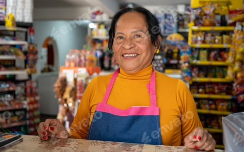 Preview: Elderly Mexican woman attending a grocery store