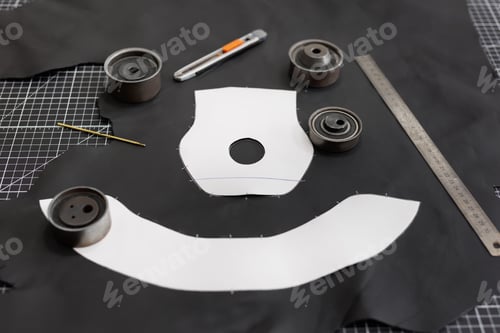 Preview: Replacing the cover on the steering wheel of car. Blanks are made of leather according to templates