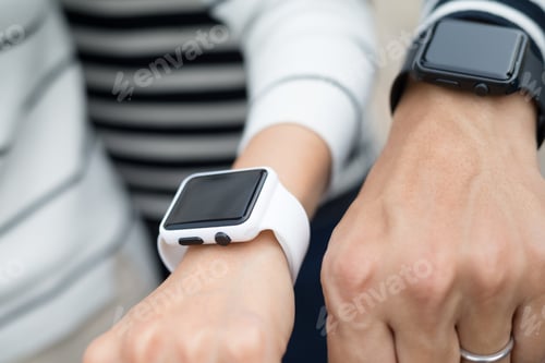 Preview: Couple using smart watch together