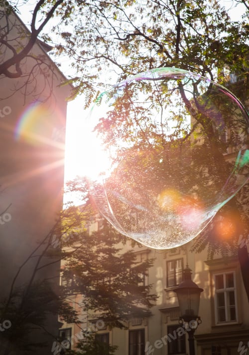 Preview: Big bubble floating in mid air