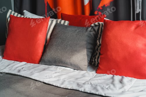 Preview: Black and red modern master bedroom with double bed