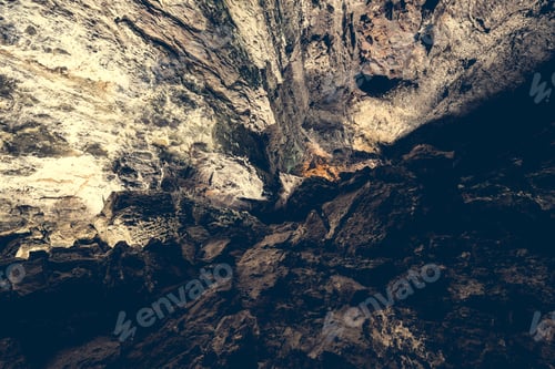 Preview: Cueva de los Verdes Cave