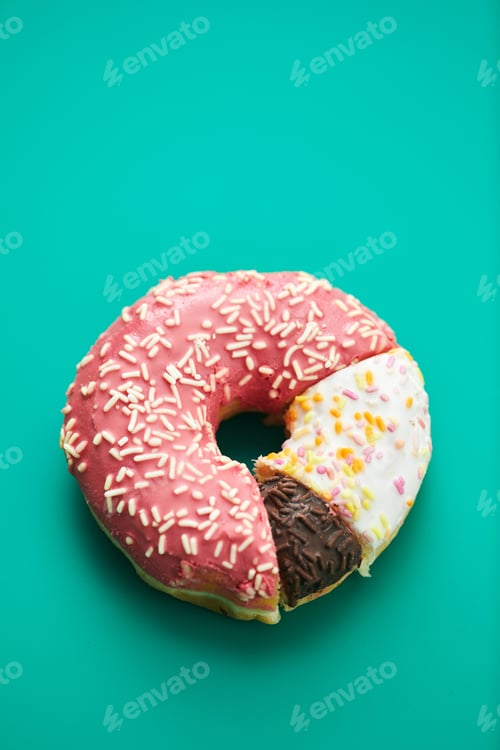 Preview: Tree types of doughnuts