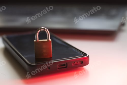 Preview: Closeup of closed metal padlock on modern smartphone, personal data protection Security concept
