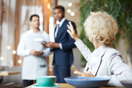 Preview: Business lunch break of female executive