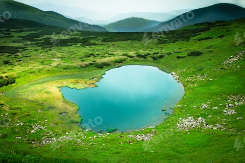 Preview: Alpine lake
