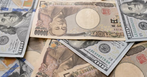 Preview: US Dollars and Japanese Yen Currency Money