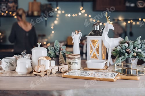 Preview: Table is full of various Christmas decorations