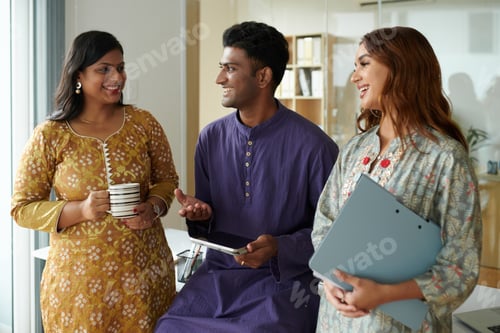 Preview: Smiling Indian Business Colleagues