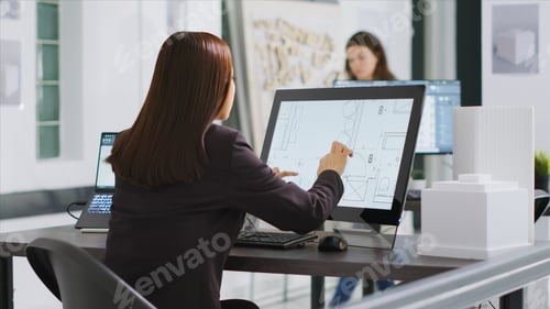 Preview: Designer produces plans for household renovation project