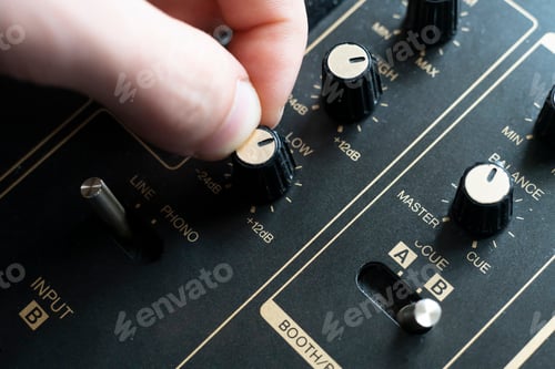 Preview: the adjust the volume control knob of the sound music speakers