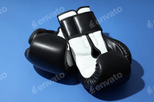 Preview: Concept of boxing and sport lifestyle with boxing gloves