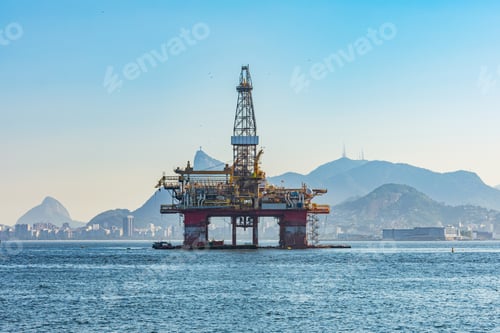 Preview: Oil industry exploration platform moored in Guanabara Bay in Rio de Janeiro, Brazil