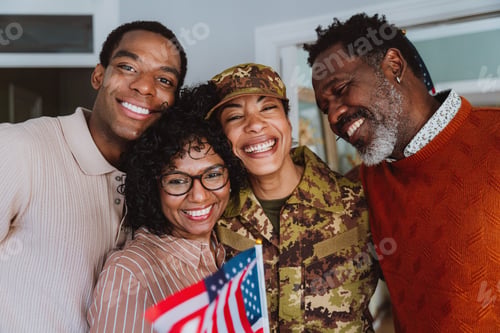 Preview: Us Veteran woman homecoming