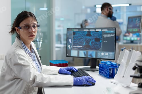 Preview: Portrait of scientist biochemist woman working at biochemistry medicament expertise