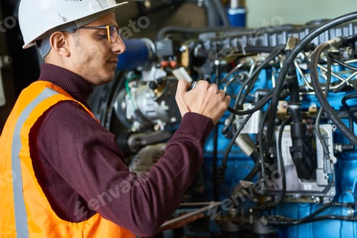 Preview: Checking Heavy Equipment at Modern Plant