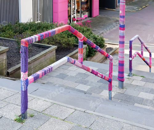 Preview: urban knitting street art