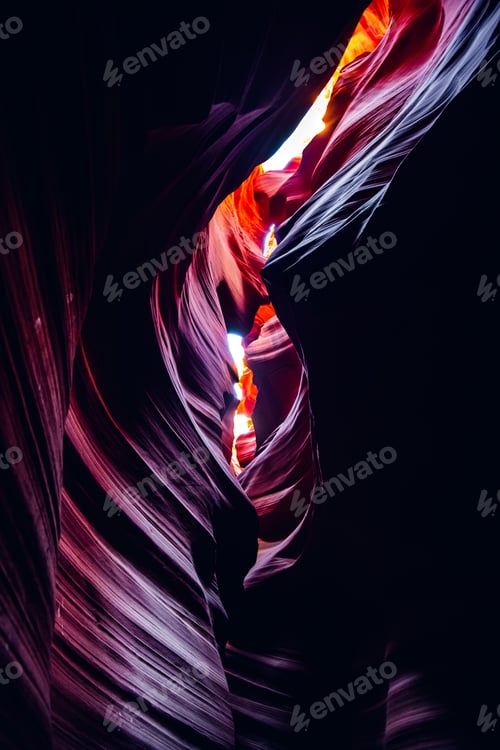 Preview: Beautiful colors at the Antelope canyon, Arizona