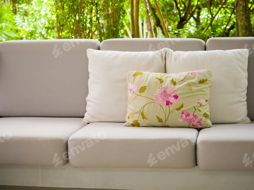 Preview: Lounge lobby at summer resort
