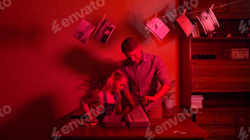 Preview: Dad and daughter in the room