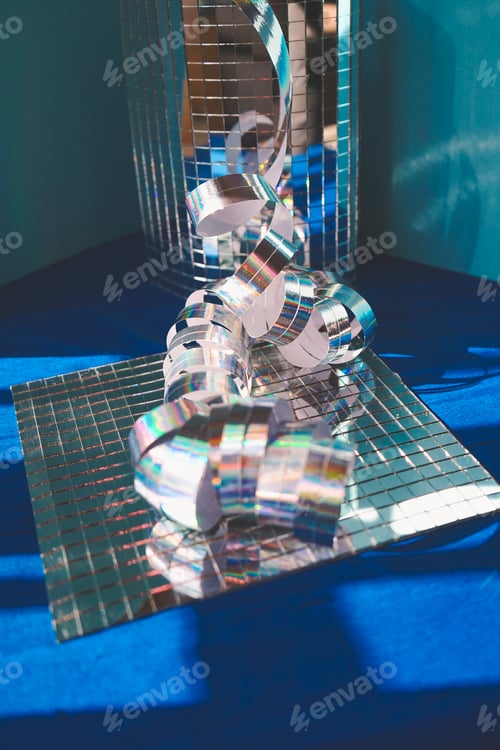 Preview: Background of a retro disco set in scale