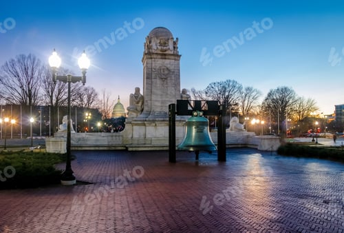 Preview: Liberty Bell replica in front of Union Station - Washington, D.C., USA