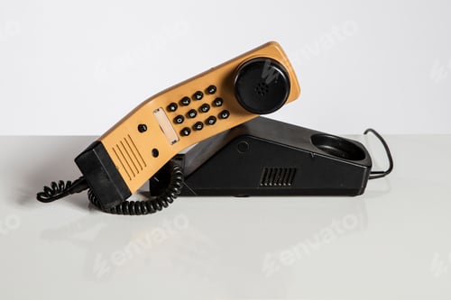Preview: Old Phone
