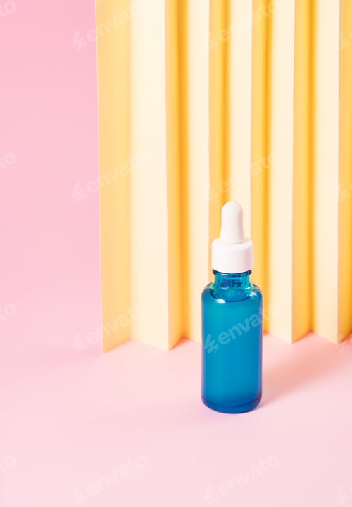 Preview: Hyaluronic acid serum generic bottle on pink geometric background