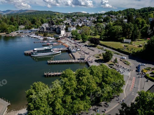 Preview: Bowness-on-Windermere in the Lake District in Cumbria - England