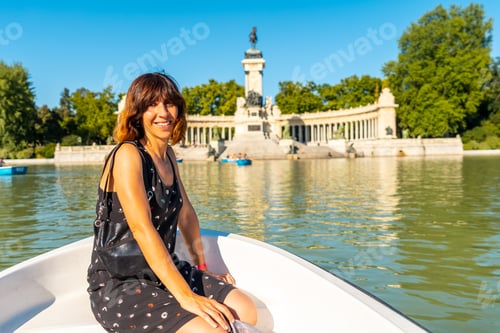 Preview: A tourist at the Estanque Grande de El Retiro in the city of Madrid. Spain