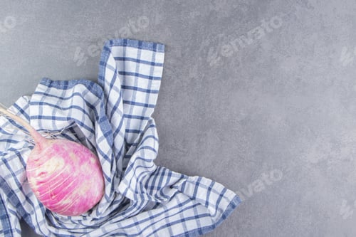 Preview: Delectable radish on the towel on the marble background