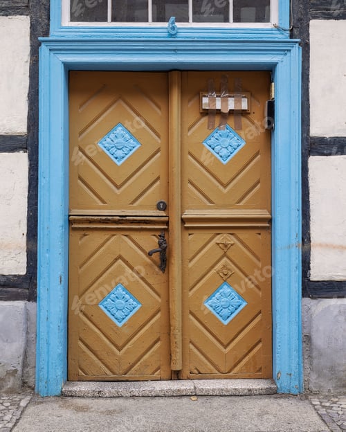 Preview: Typical old colorful wooden door in Quedlinburg, Germany
