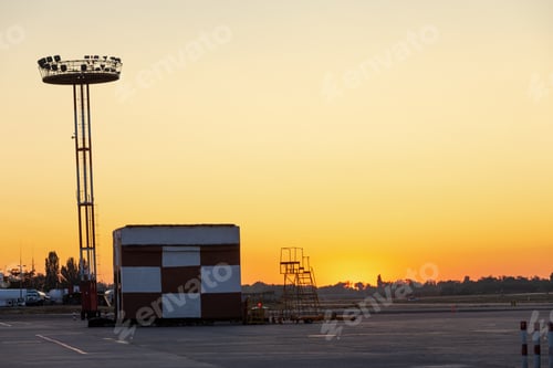 Preview: Lighting tower at the airport