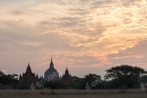 Preview: Temples of Bagan (Pagan) at sunrise, Myanmar (Burma)