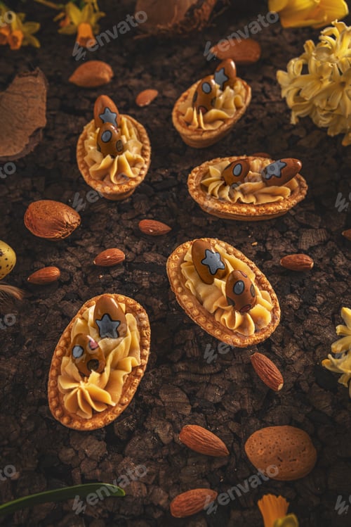 Preview: Delicious Easter tartlets dessert