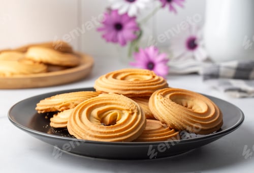 Preview: Sweet and tasty round butter cookies. Round ring shaped German spritz biscuits