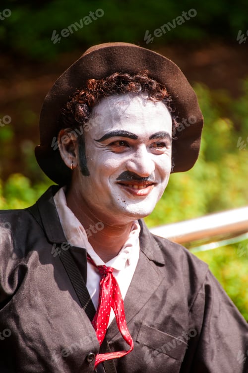 Preview: Portrait of impersonator as a joker, India.