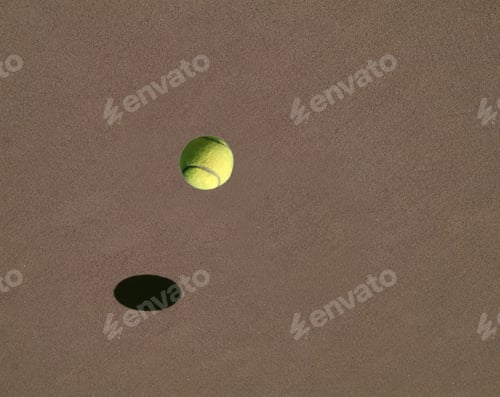 Preview: lonely Tennis Ball