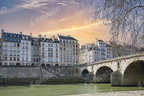 Preview: Paris, houses on the ile Saint-Louis