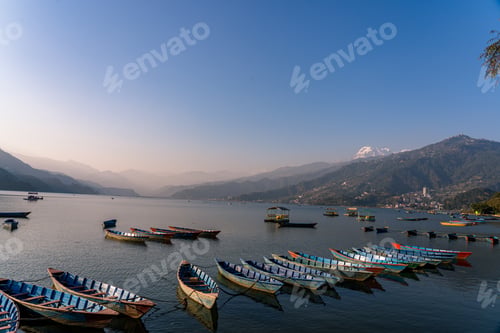 Preview: Landscape view of Phewa lake