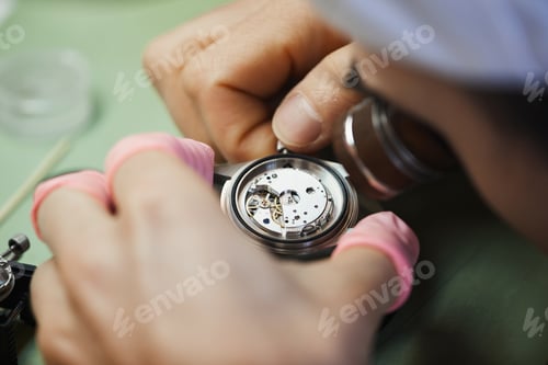 Preview: Checking motion of watch mechanism