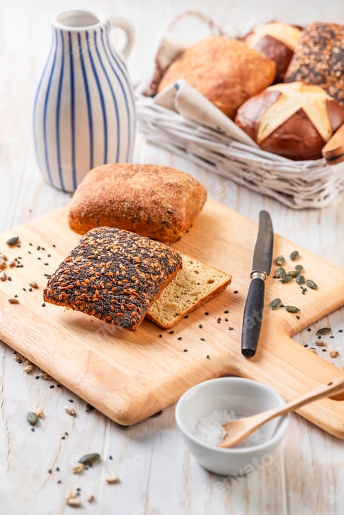 Preview: Assortment of low carb bread rolls, protein bread with nuts and seeds