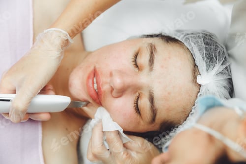 Preview: Ultrasonic cosmetic scrubber. Facial cavitation procedure. Salon skin care procedure