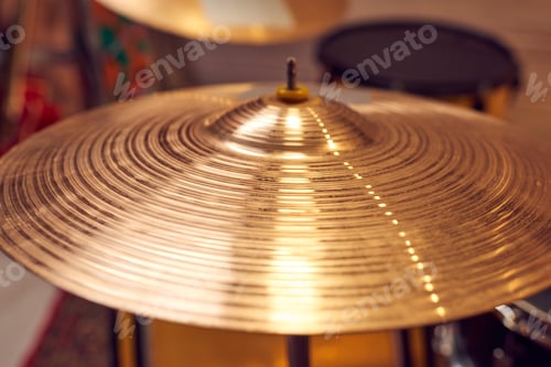 Vista previa: Drum bronze cymbal plate
