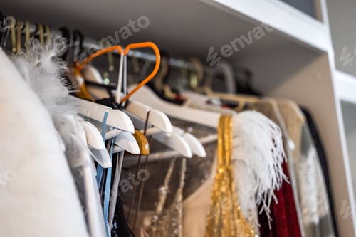 Preview: Clothes hangers in the store