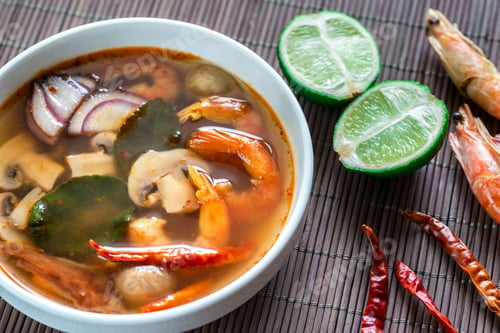 Preview: Thai tom yum soup
