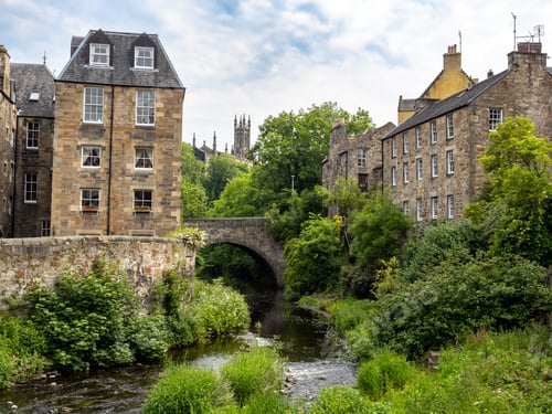 Preview: Water of Leith walkway in Edimburgh city